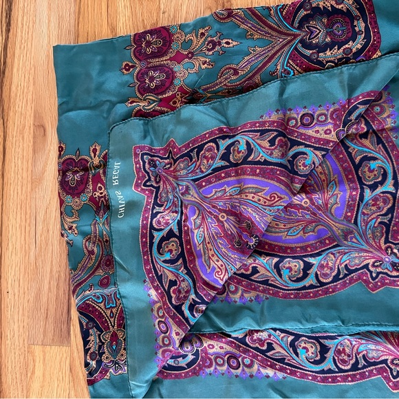 Multicolored dark green silk scarf - Picture 8 of 9